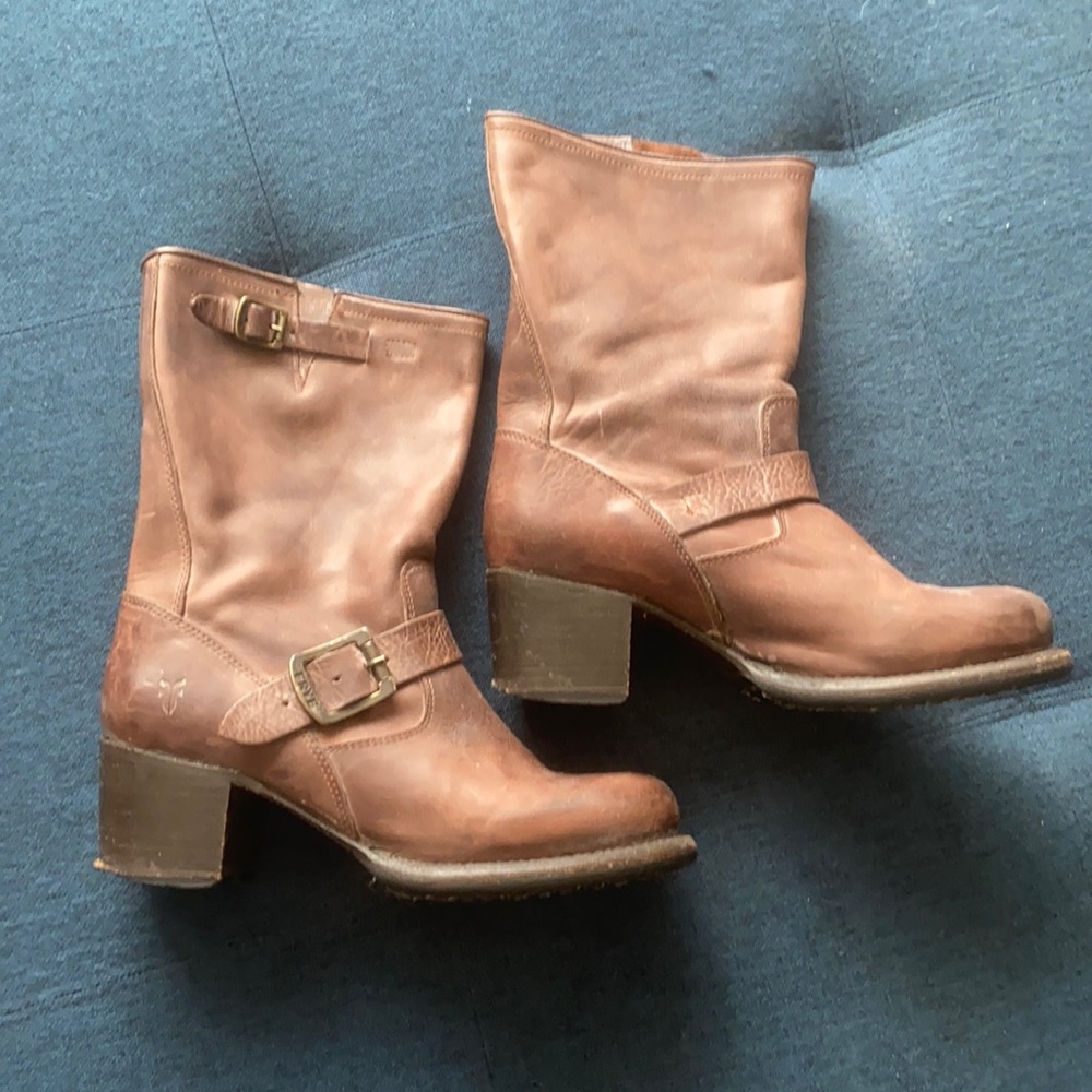 Frye engineer boot with heel